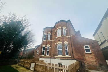 2 bed flat, Park Road, Lenton, Nottingham, NG71JG - Image 10